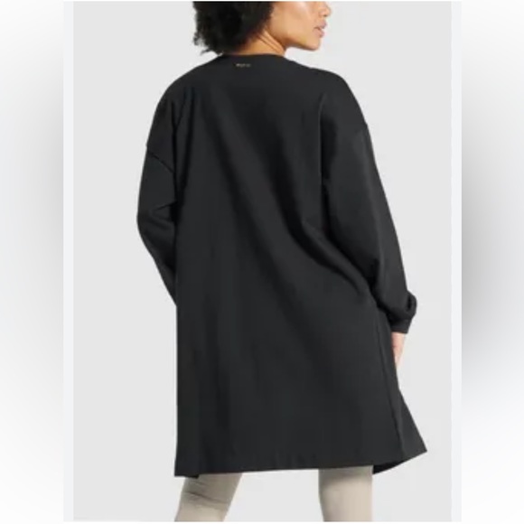 Gymshark x Whitney Simmons Oversize robe v3 black womens size S - Picture 2 of 14